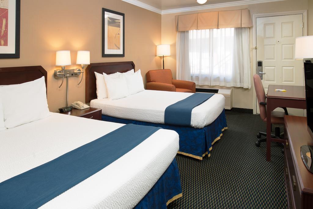 Days Inn By Wyndham Pinole Berkeley Phòng bức ảnh